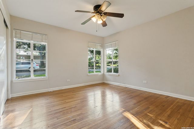 327 CALUMET PL, San Antonio, TX 78209