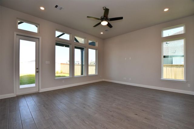 19718 Dwight Eisenhower Drive, Cypress, TX 77433