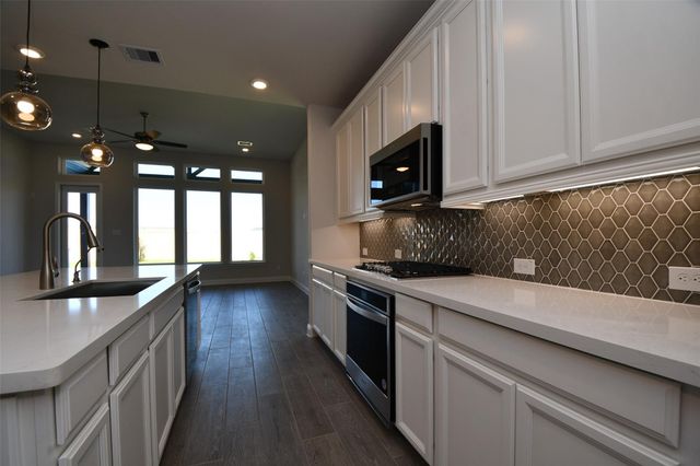 19718 Dwight Eisenhower Drive, Cypress, TX 77433