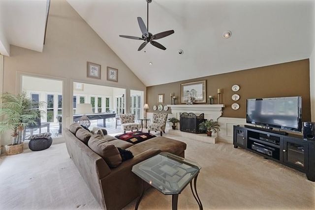 3004 Asheton Place NE, Marietta, GA 30068