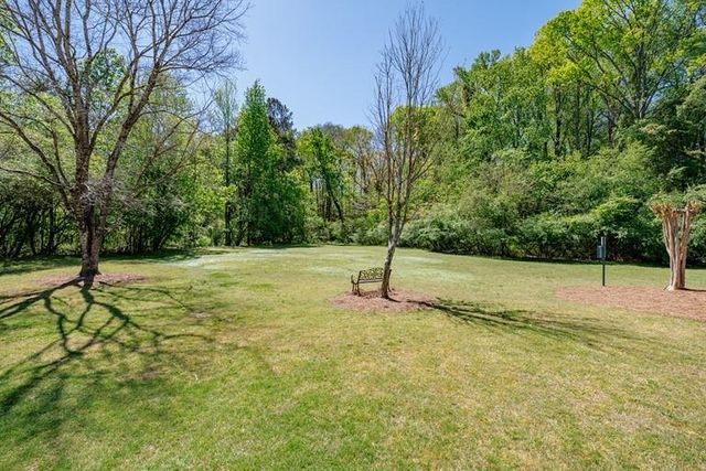 3004 Asheton Place NE, Marietta, GA 30068