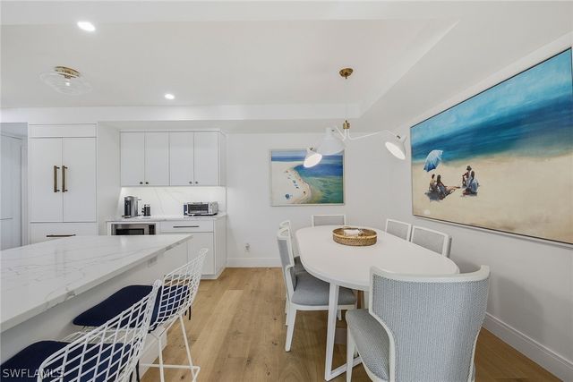 400 Park Shore DR 400, Naples, FL 34103