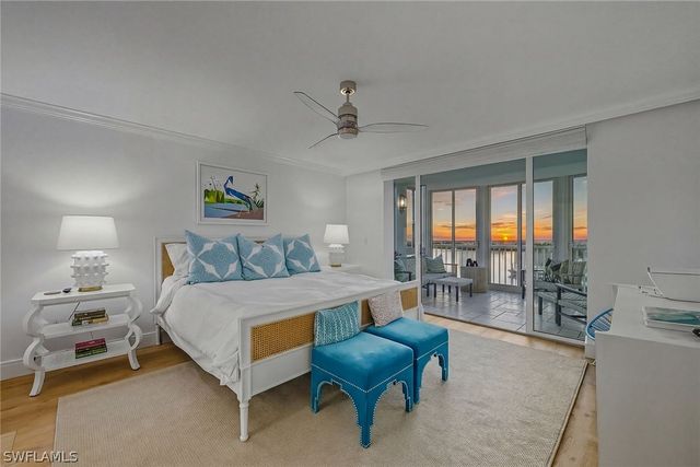 400 Park Shore DR 400, Naples, FL 34103