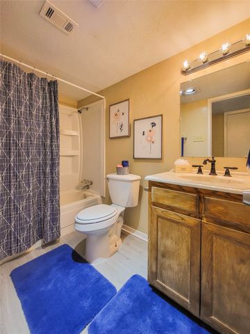 7216 Lancashire Drive, North Richland Hills, TX 76182