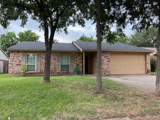 7216 Lancashire Drive, North Richland Hills, TX 76182