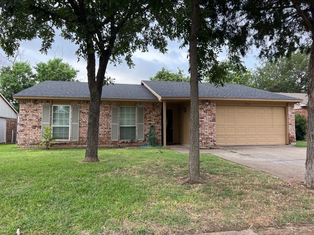 7216 Lancashire Drive, North Richland Hills, TX 76182