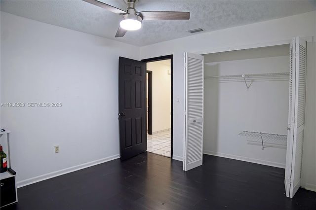 13238 NW 8th Ter, Miami, FL 33182