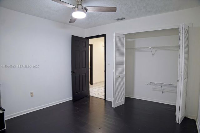 13238 NW 8th Ter, Miami, FL 33182