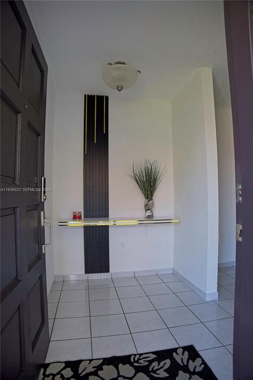 13238 NW 8th Ter, Miami, FL 33182