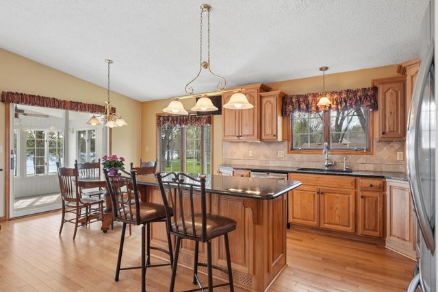 19601 Orwell Avenue N, Marine On Saint Croix, MN 55047