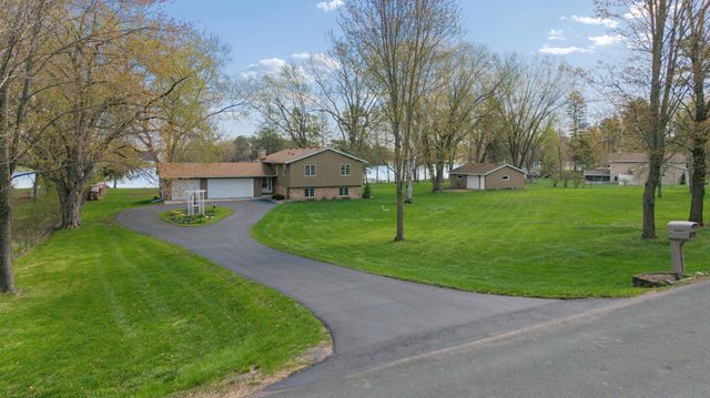 19601 Orwell Avenue N, Marine On Saint Croix, MN 55047