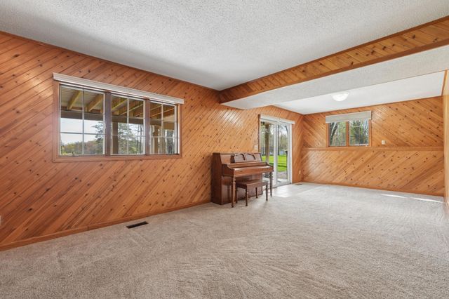 19601 Orwell Avenue N, Marine On Saint Croix, MN 55047