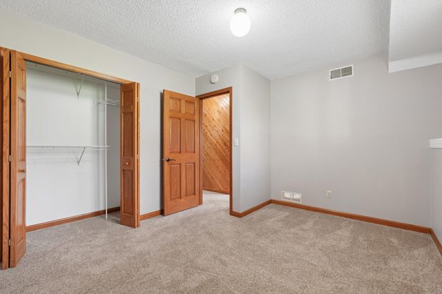 19601 Orwell Avenue N, Marine On Saint Croix, MN 55047