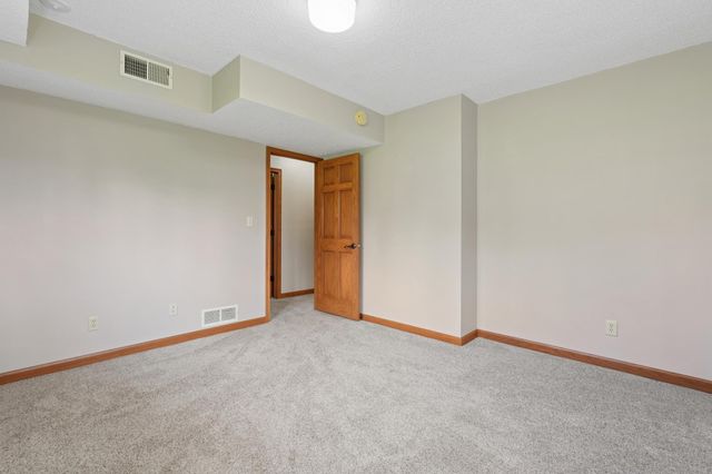 19601 Orwell Avenue N, Marine On Saint Croix, MN 55047