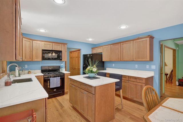 131 Ozeriany Road, Glen Spey, NY 12719