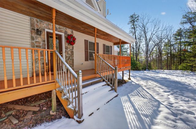 131 Ozeriany Road, Glen Spey, NY 12719