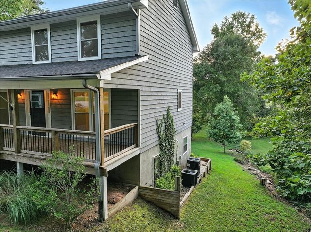 3235 Clarks Bridge Road, Gainesville, GA 30506