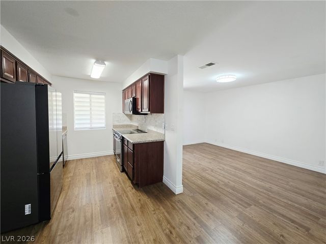 5081 River Glen Drive 104, Las Vegas, NV 89103