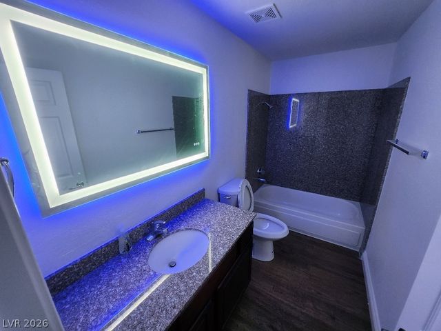 5081 River Glen Drive 104, Las Vegas, NV 89103