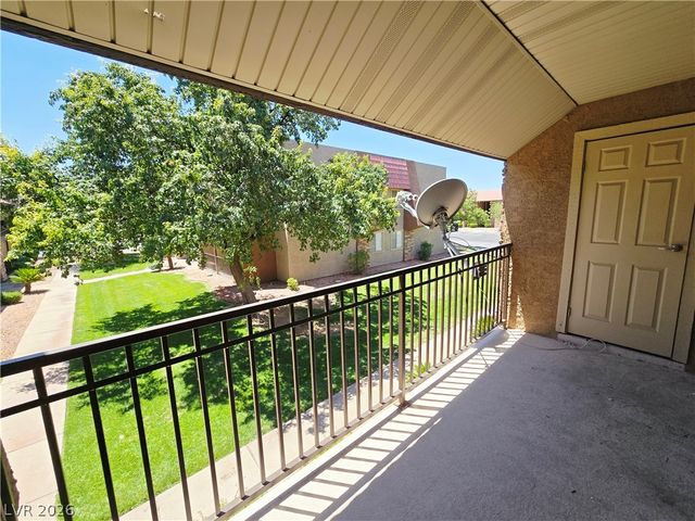 5081 River Glen Drive 104, Las Vegas, NV 89103