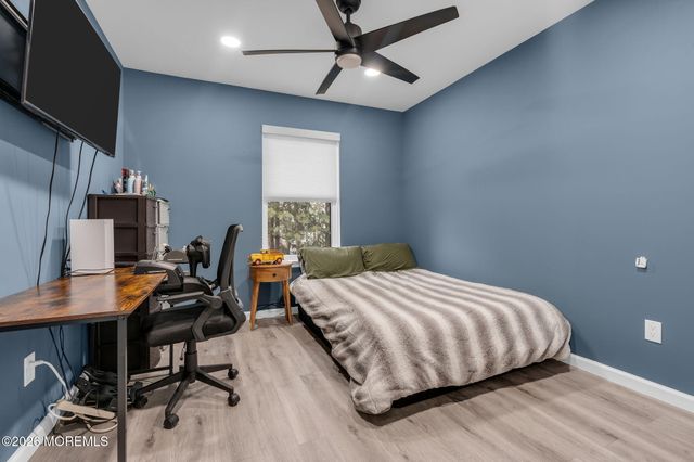 324 Oak Knoll Drive, Englishtown, NJ 07726