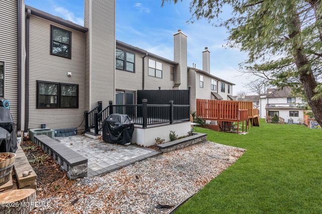 324 Oak Knoll Drive, Englishtown, NJ 07726