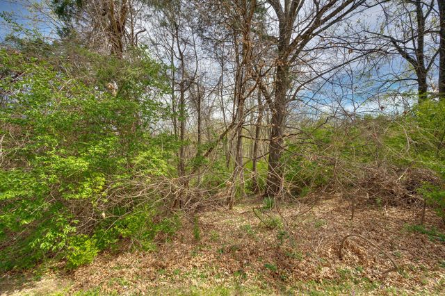 104 Woodfield Ct, Nashville, TN 37211