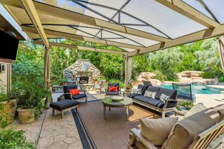 11575 Splitrock Ct, Gold River, CA 95670