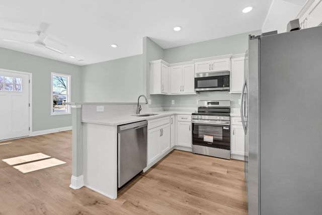 205 Robert St, Clarksville, TN 37040