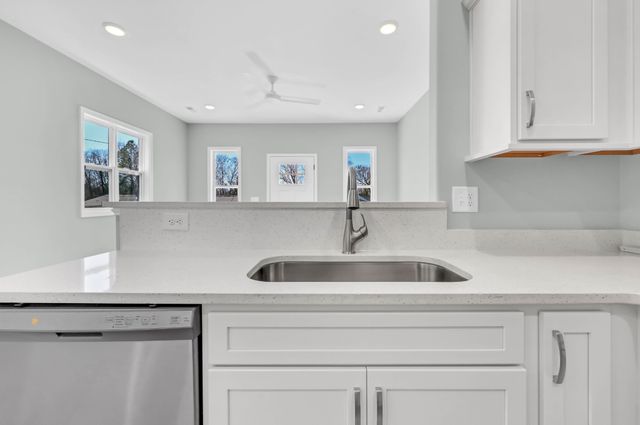 205 Robert St, Clarksville, TN 37040