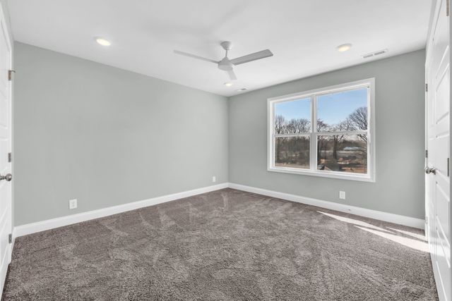 205 Robert St, Clarksville, TN 37040