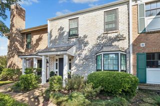 848 Augusta Drive 848, Houston, TX 77057