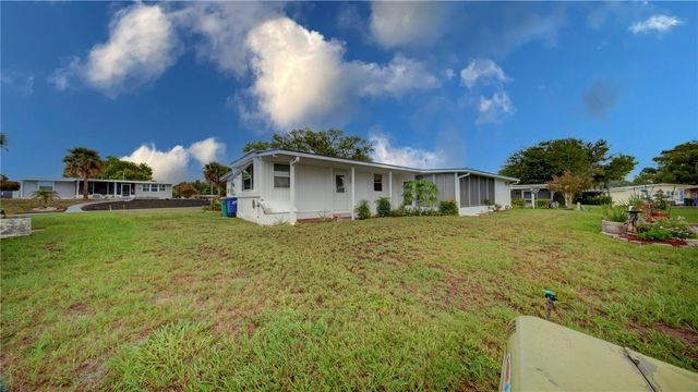 2753 VINDALE ROAD, Tavares, FL 32778