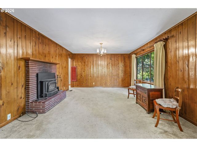 18300 BRYANT Rd, Lake Oswego, OR 97034