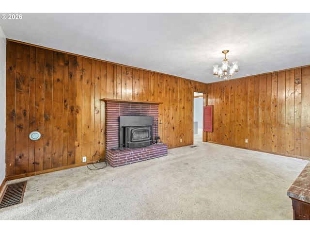 18300 BRYANT Rd, Lake Oswego, OR 97034