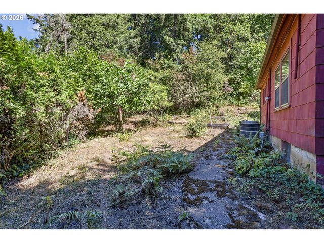 18300 BRYANT Rd, Lake Oswego, OR 97034