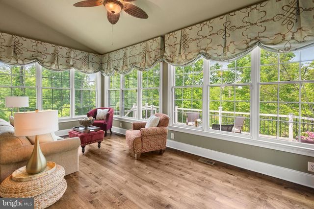 9 GOLDFINCH CIR, Phoenixville, PA 19460