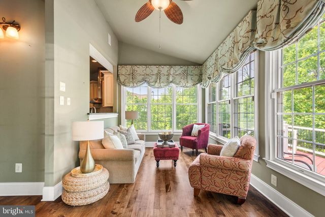 9 GOLDFINCH CIR, Phoenixville, PA 19460