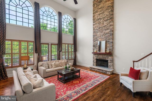 9 GOLDFINCH CIR, Phoenixville, PA 19460