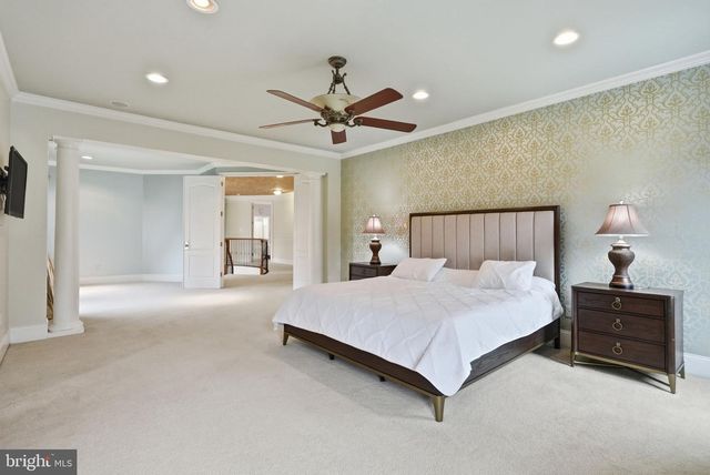 9 GOLDFINCH CIR, Phoenixville, PA 19460