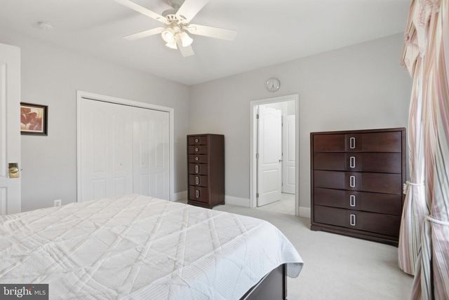 9 GOLDFINCH CIR, Phoenixville, PA 19460