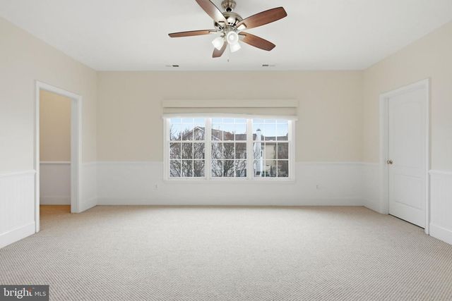 9 GOLDFINCH CIR, Phoenixville, PA 19460