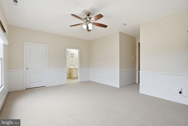 9 GOLDFINCH CIR, Phoenixville, PA 19460