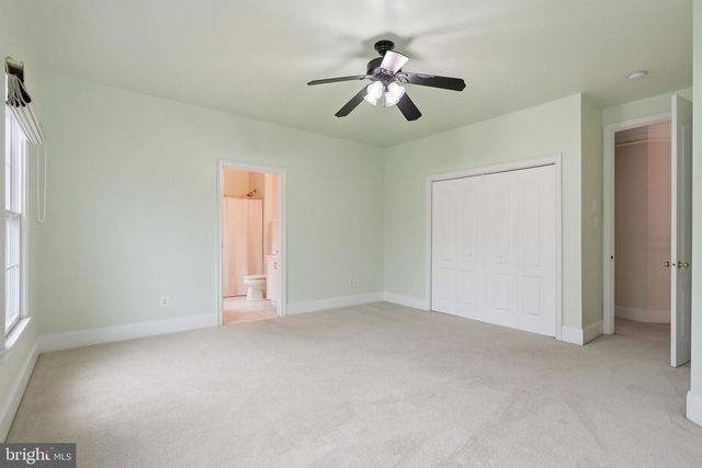 9 GOLDFINCH CIR, Phoenixville, PA 19460