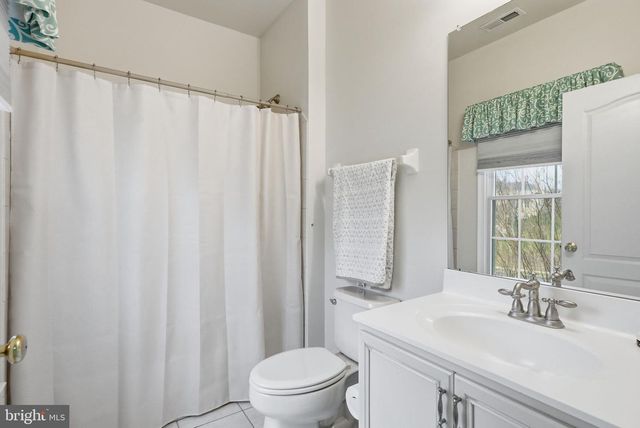 9 GOLDFINCH CIR, Phoenixville, PA 19460