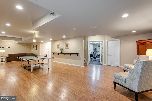 9 GOLDFINCH CIR, Phoenixville, PA 19460
