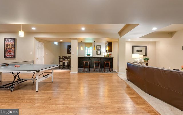 9 GOLDFINCH CIR, Phoenixville, PA 19460