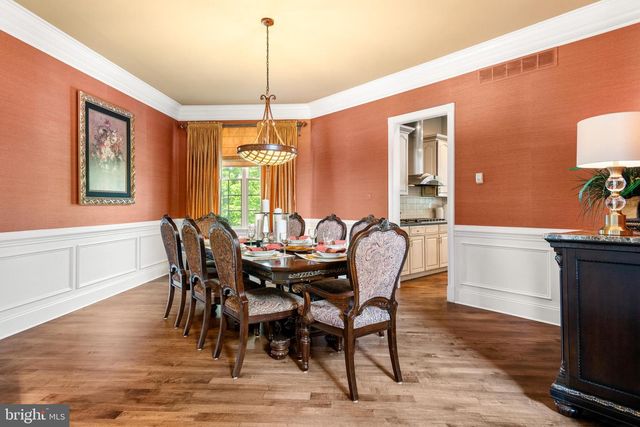 9 GOLDFINCH CIR, Phoenixville, PA 19460