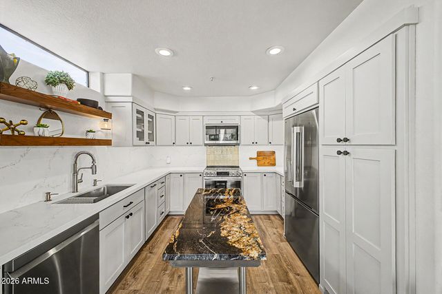 7400 E GAINEY CLUB Drive 208, Scottsdale, AZ 85258