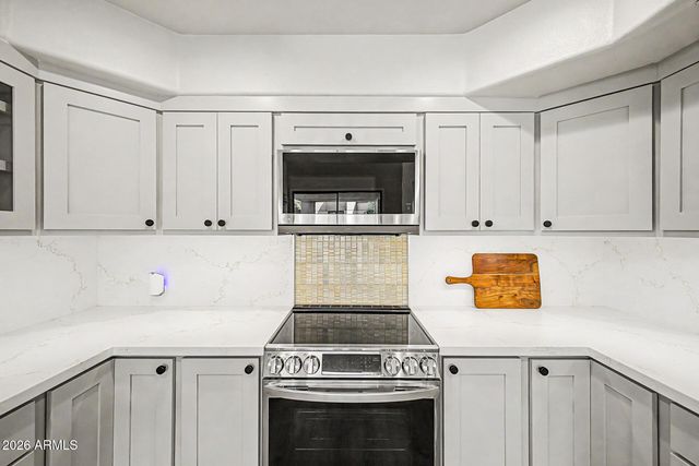 7400 E GAINEY CLUB Drive 208, Scottsdale, AZ 85258